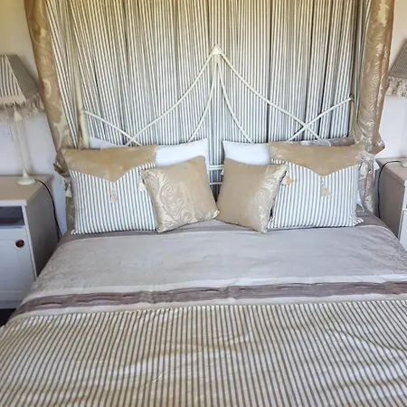 Greese View House Bed & Breakfast